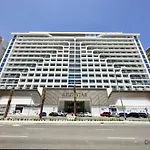 Stunning Studio Apartment In Azizi Star , Jebel Ali By Deluxe Holiday Homes
